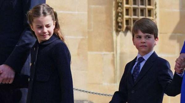 夏洛特公主在重要场合时刻“警惕”着路易王子