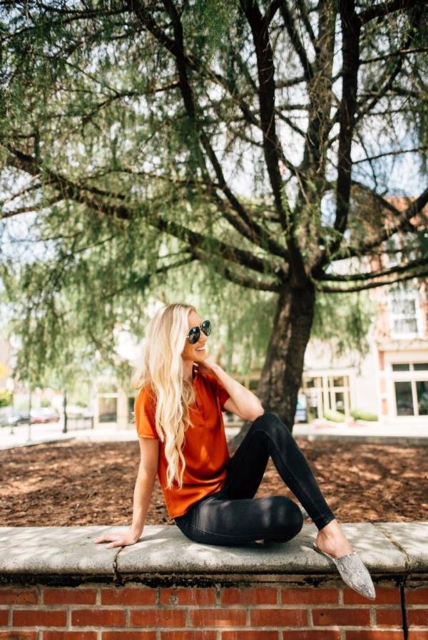 房卡一分钟了解“新八戒大厅正版微信金花房卡”详细房卡教程