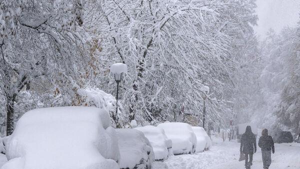 席卷欧洲的大雪导致都柏林机场多架航班取消