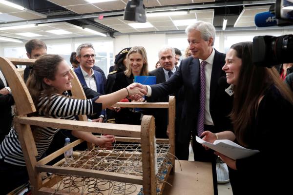摩根大通继续在法国塞纳-圣德尼开展大规模慈善活动_2
